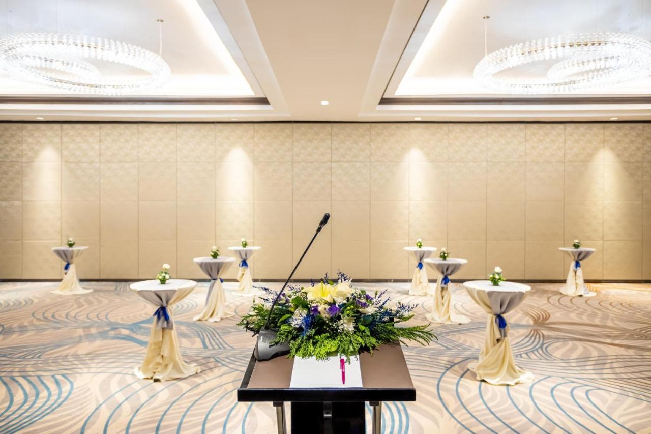 Hotel Crowne Plaza Vientiane By Ihg Exterior foto
